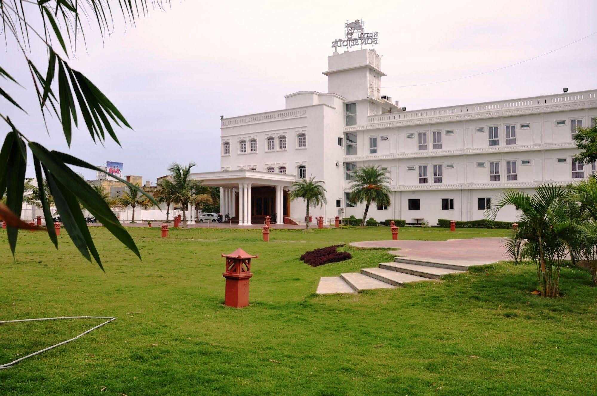 Hotel Bonsejour Pondichéry Extérieur photo