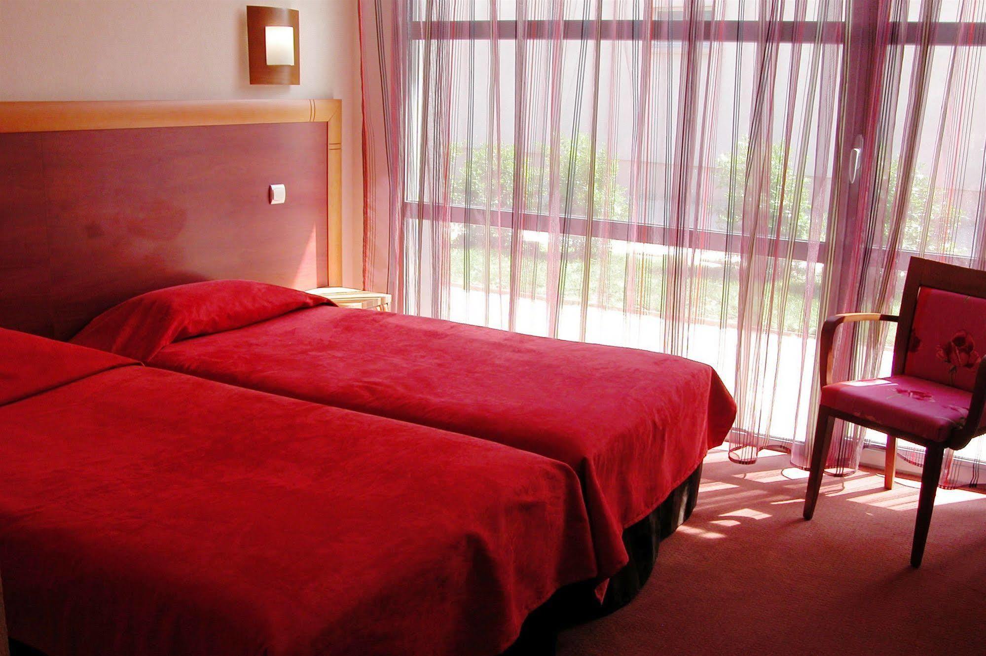 Hotel Le Jura Divonne-les-Bains Extérieur photo