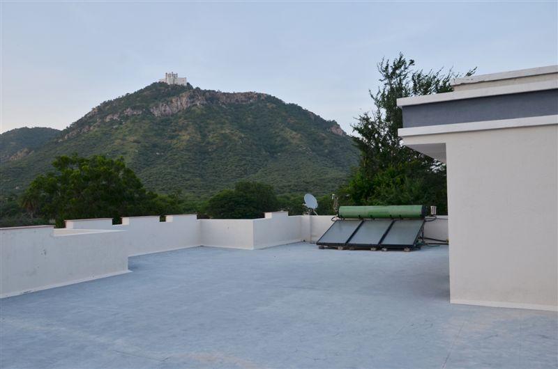 Bed and Breakfast The Royale Country Retreat à Udaipur Extérieur photo