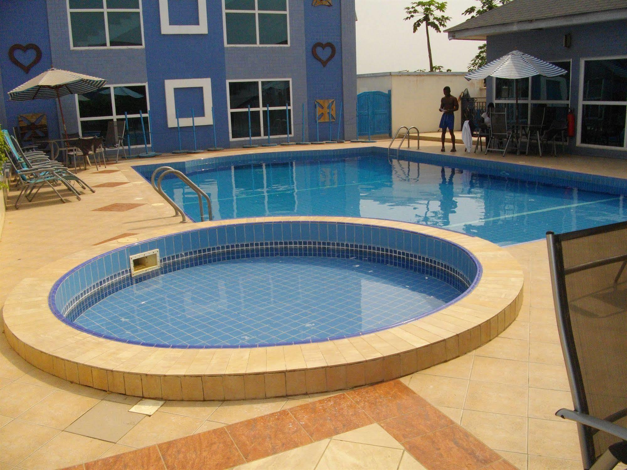 De Holiday Beach Hotel Accra Extérieur photo
