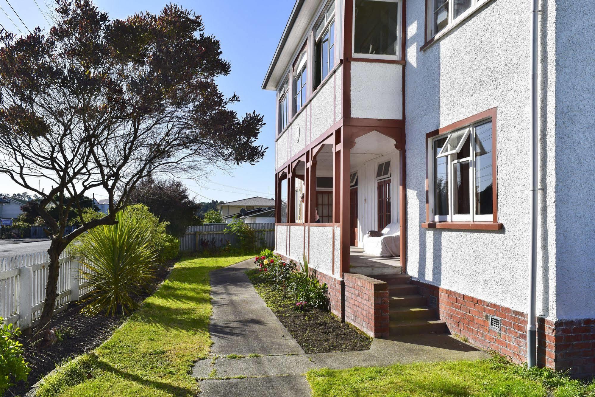 Auberge de jeunesse 42B College House à Whanganui Extérieur photo