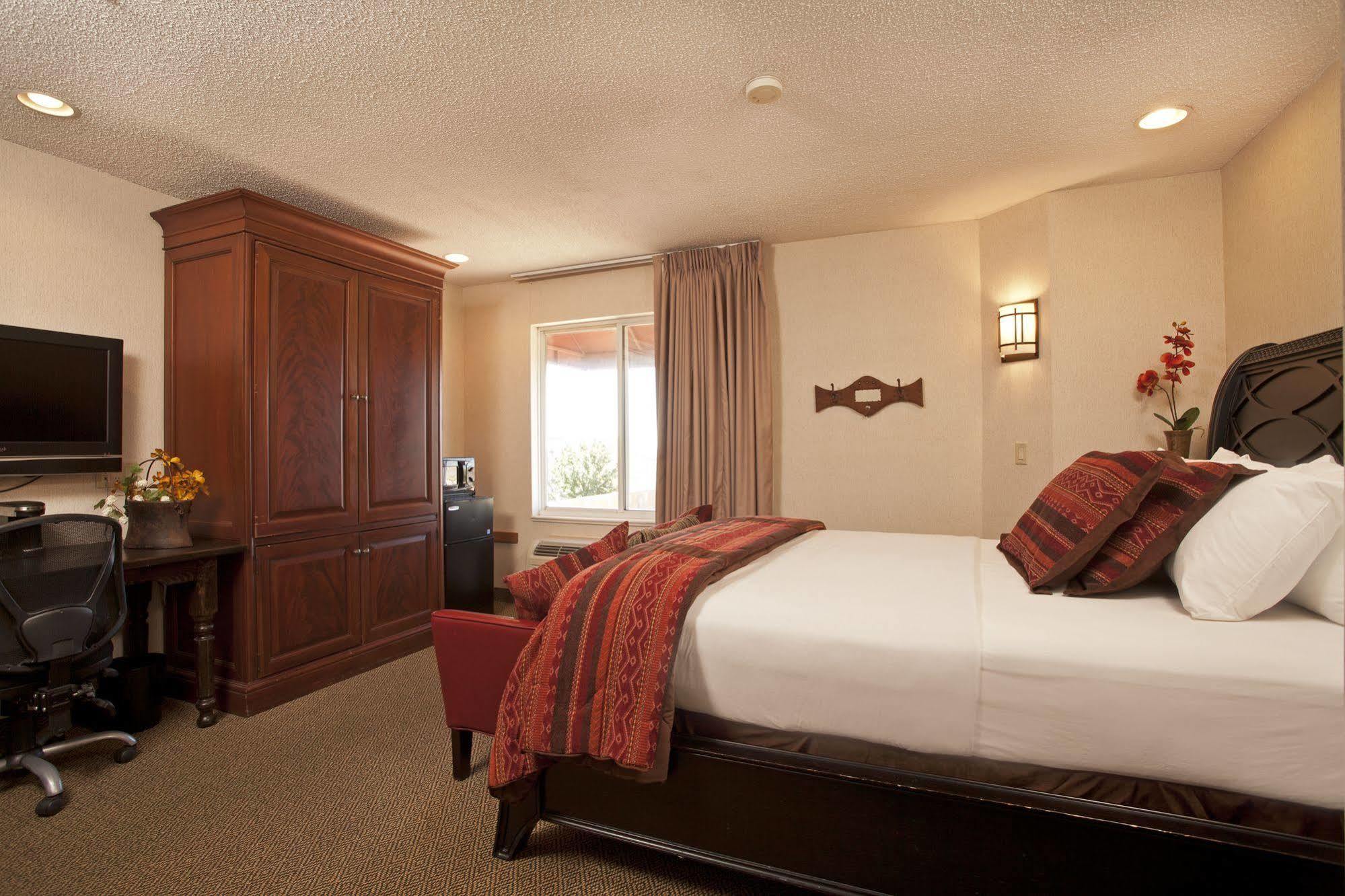 Inn At Santa Fe, Surestay Collection By Best Western Extérieur photo
