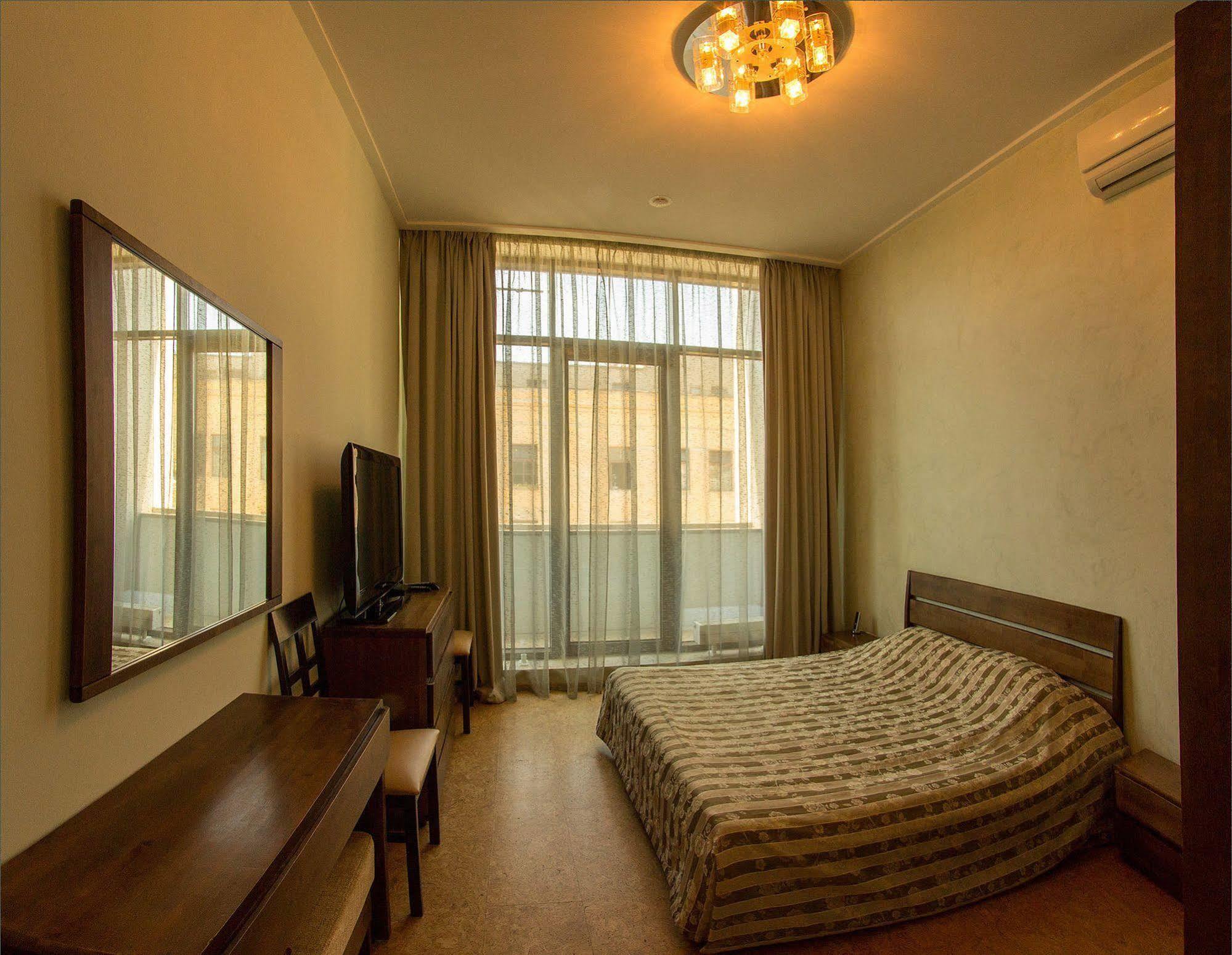 Sharf Hotel St Pétersbourg Extérieur photo