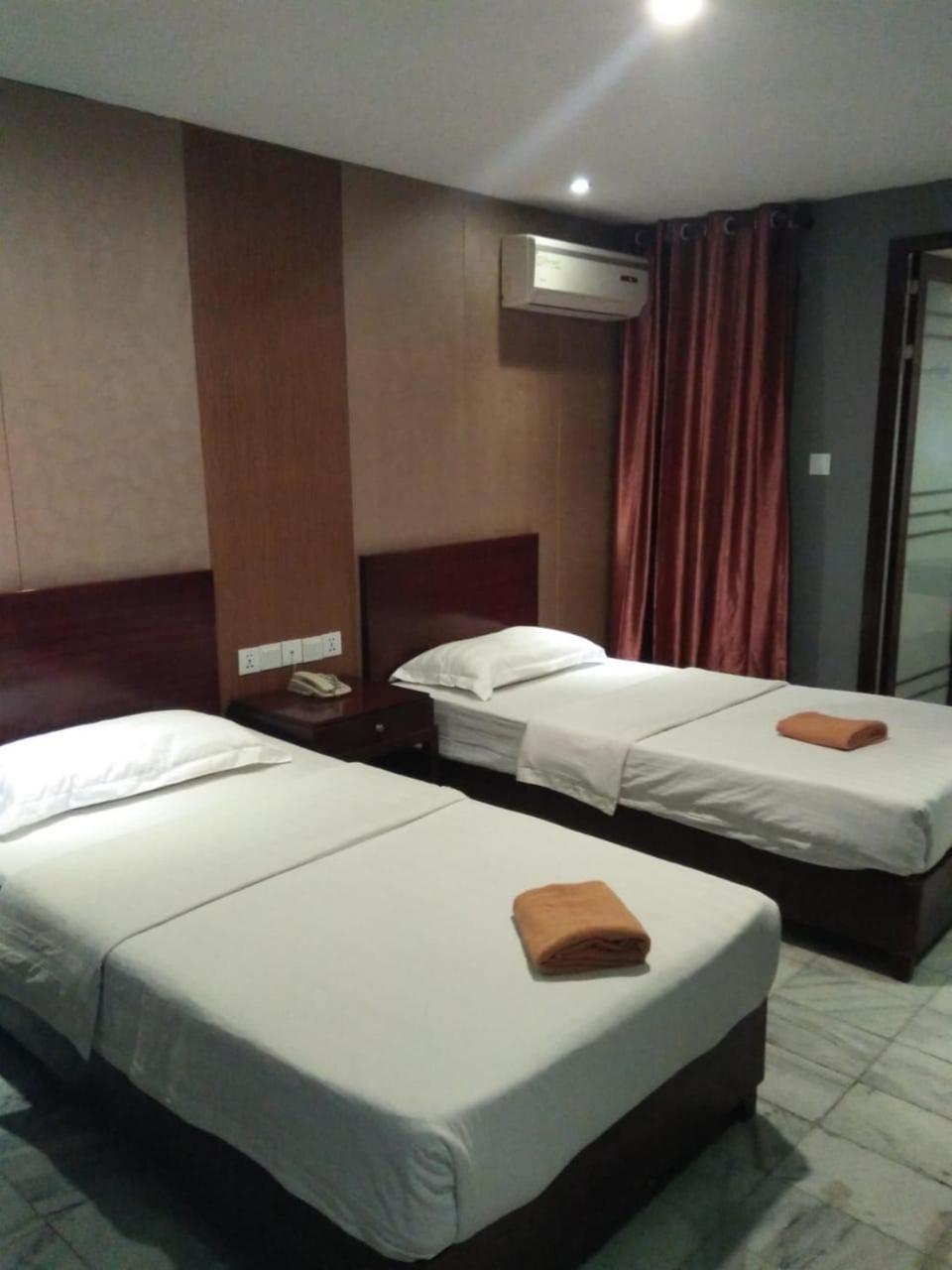 Hotel Mustika Senen Jakarta Extérieur photo