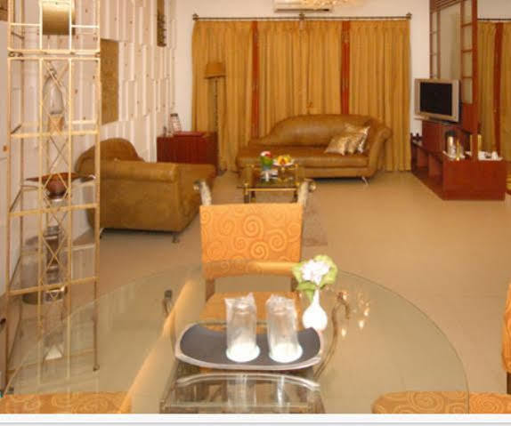 Hôtel The New Marrion à Bhubaneswar Extérieur photo