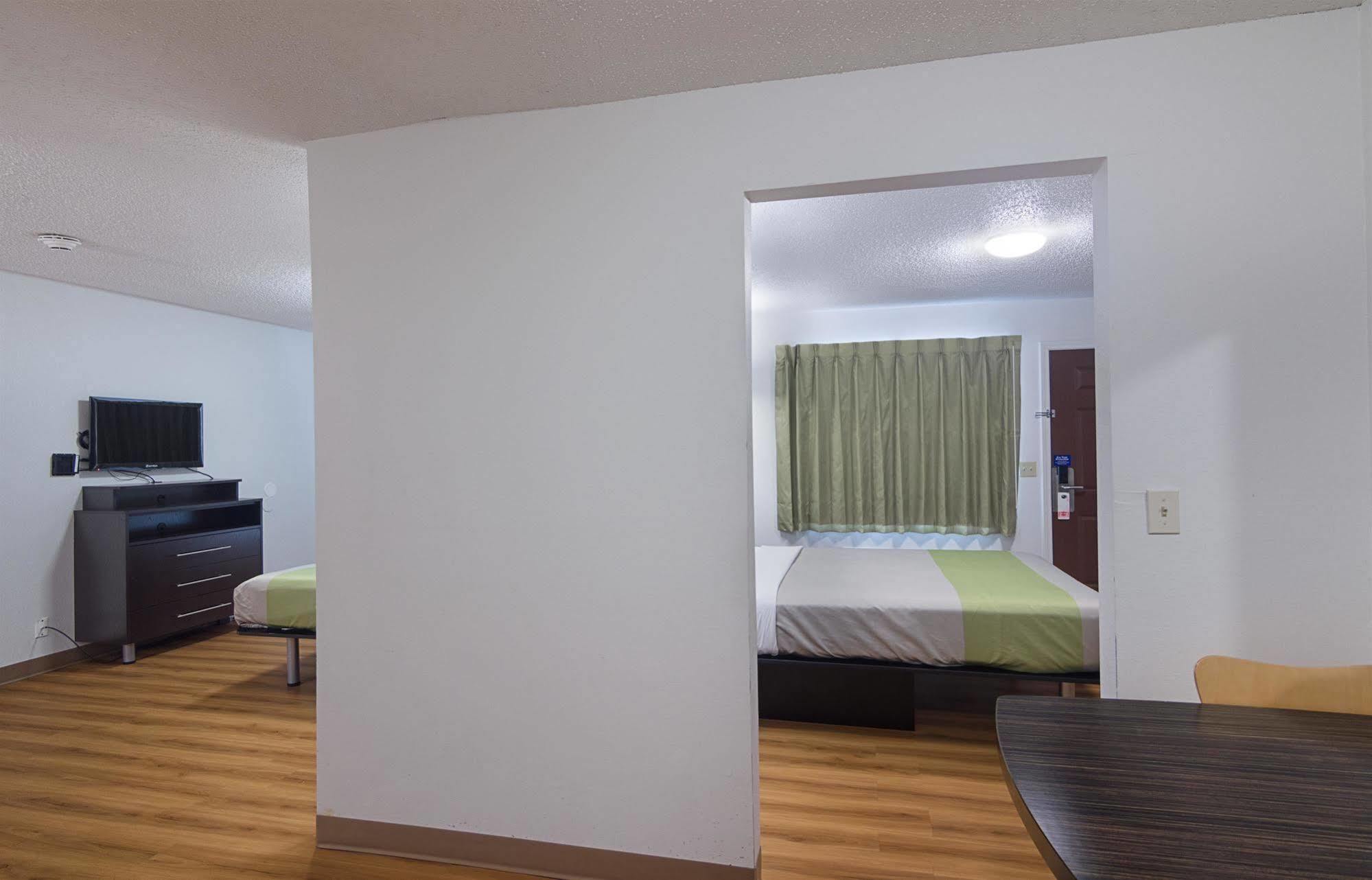 Studio Inn Extended Stay Oklahoma City Airport By Oyo Extérieur photo