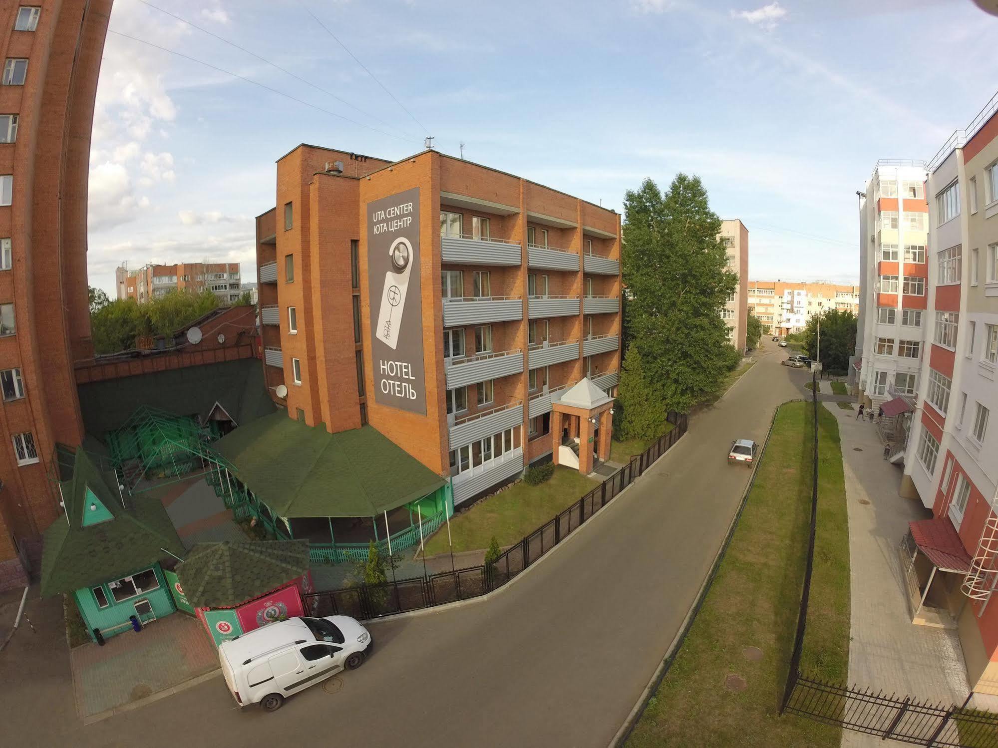 Uta Center Hotel Yaroslavl Extérieur photo