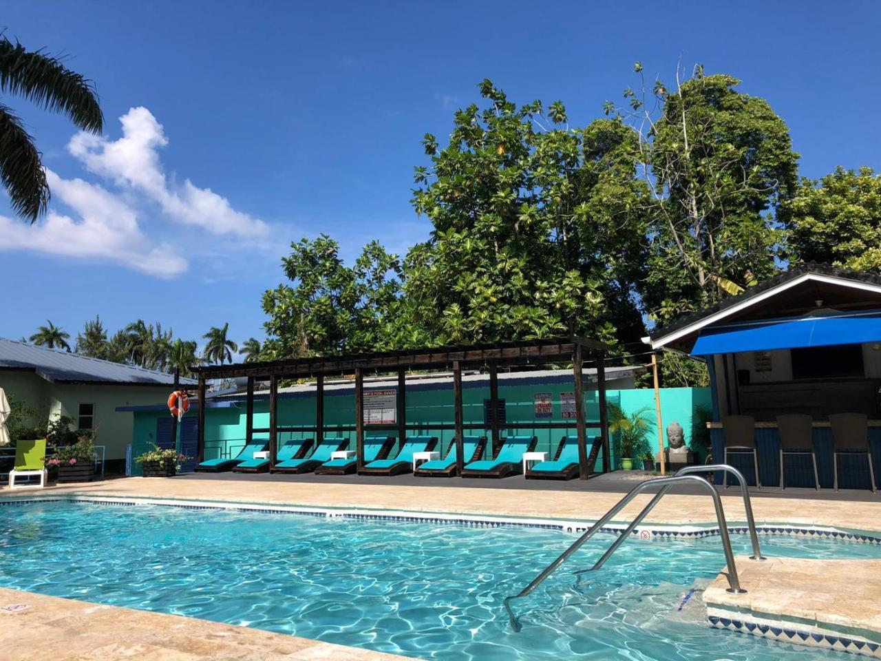 Toby'S Resort Montego Bay Extérieur photo