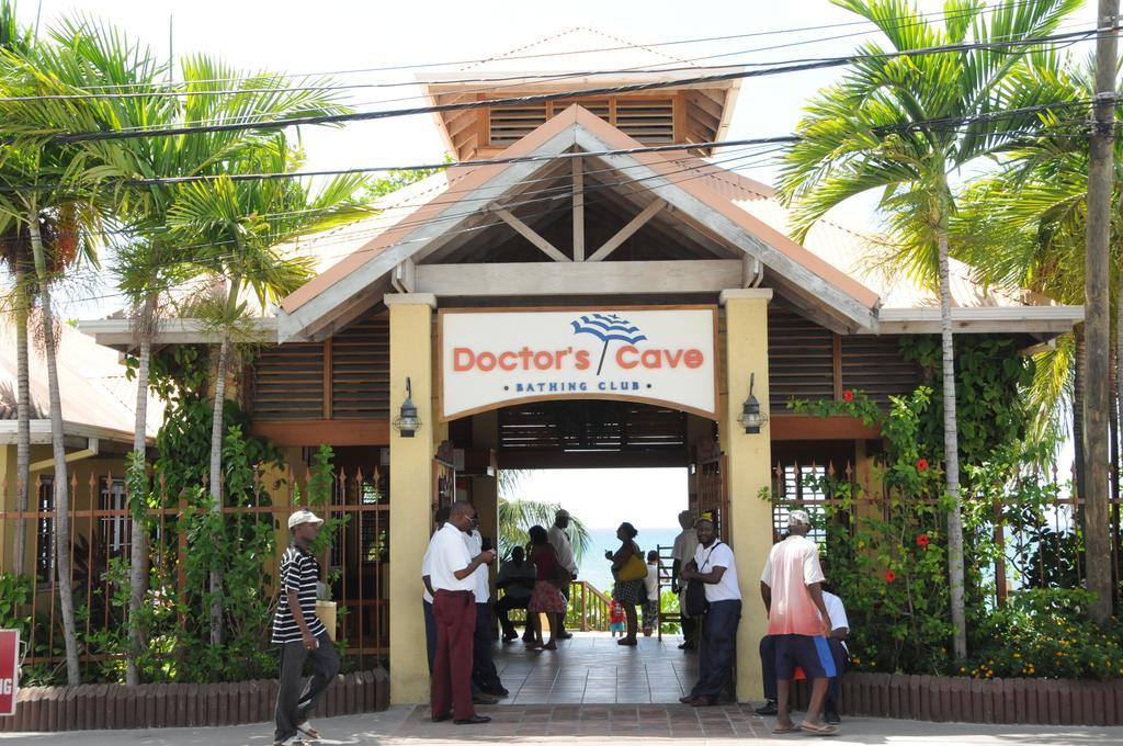 Doctors Cave Beach Hotel Montego Bay Extérieur photo
