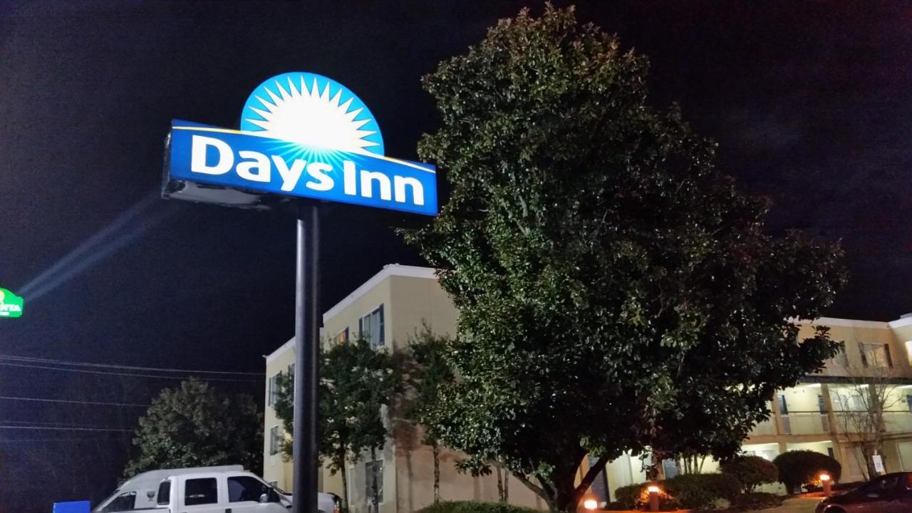 Days Inn By Wyndham Chattanooga/Hamilton Place Extérieur photo