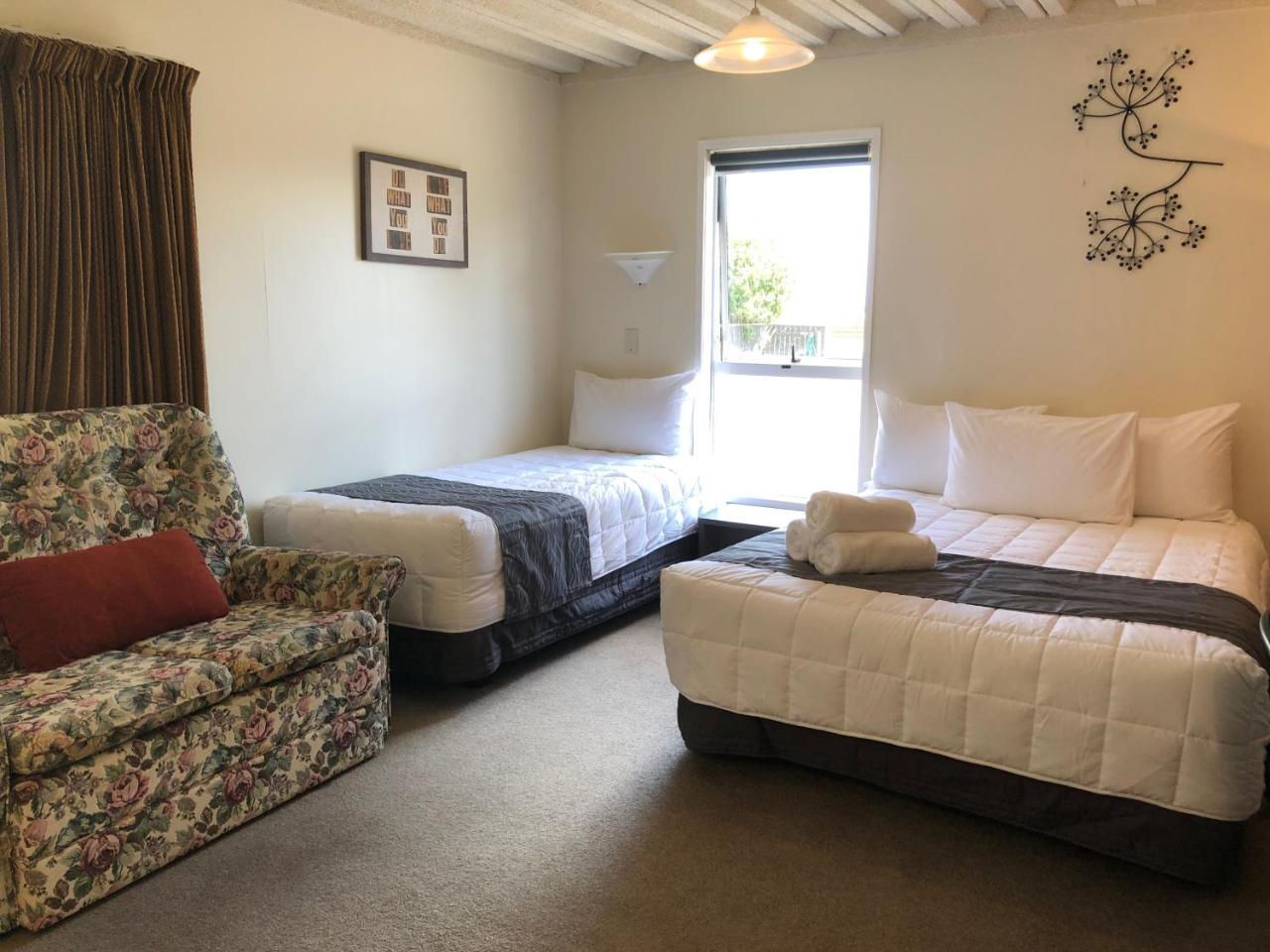 Saddle And Sulky Motor Lodge New Plymouth Extérieur photo
