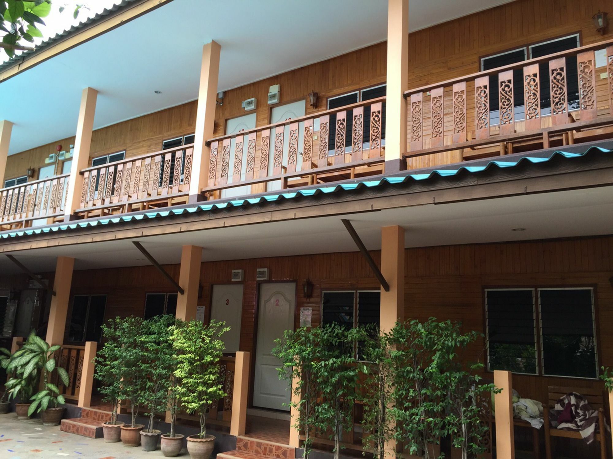 Tamarind Guesthouse Kanchanaburi Extérieur photo