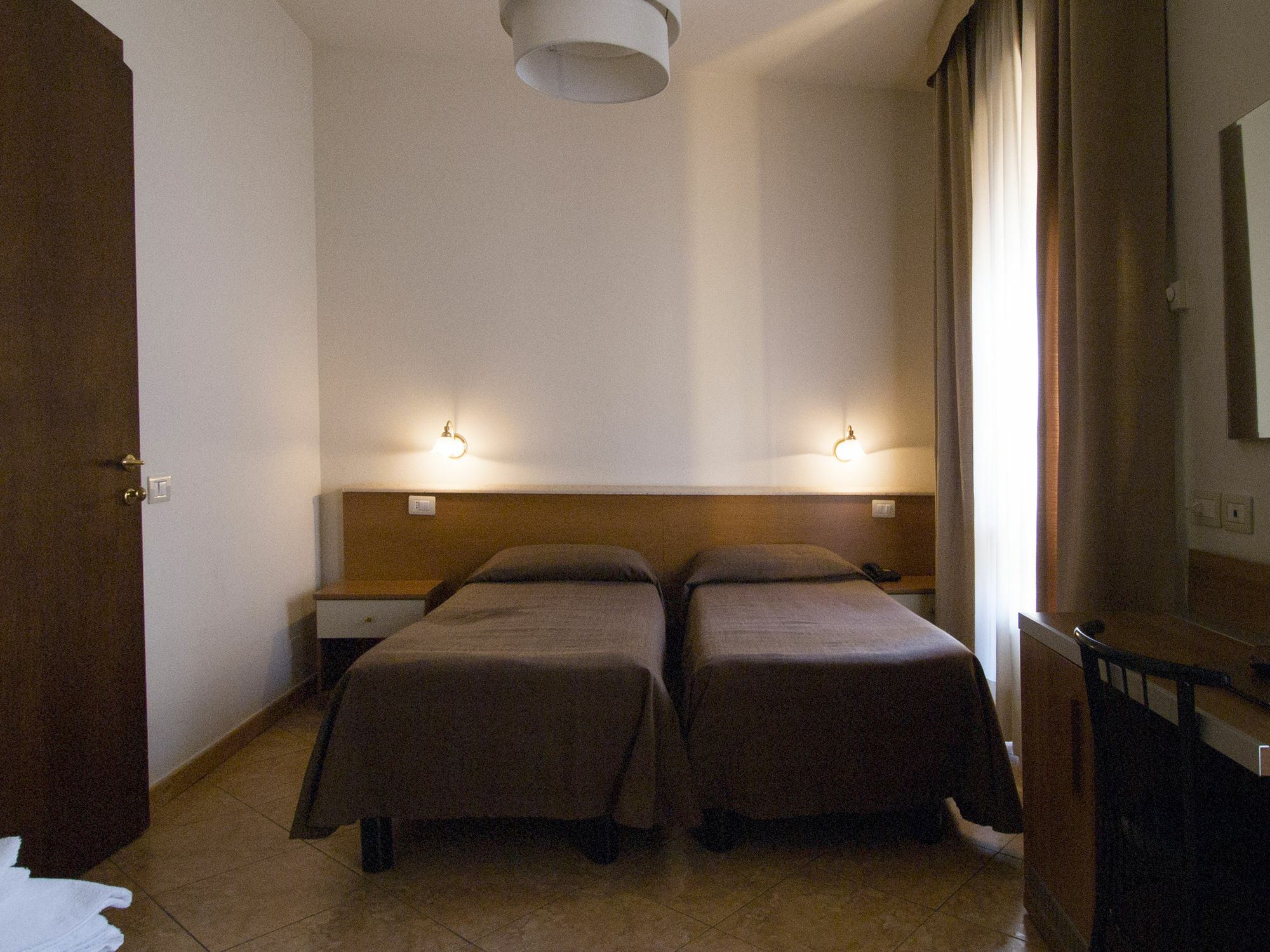 Hotel Ares Milano Extérieur photo