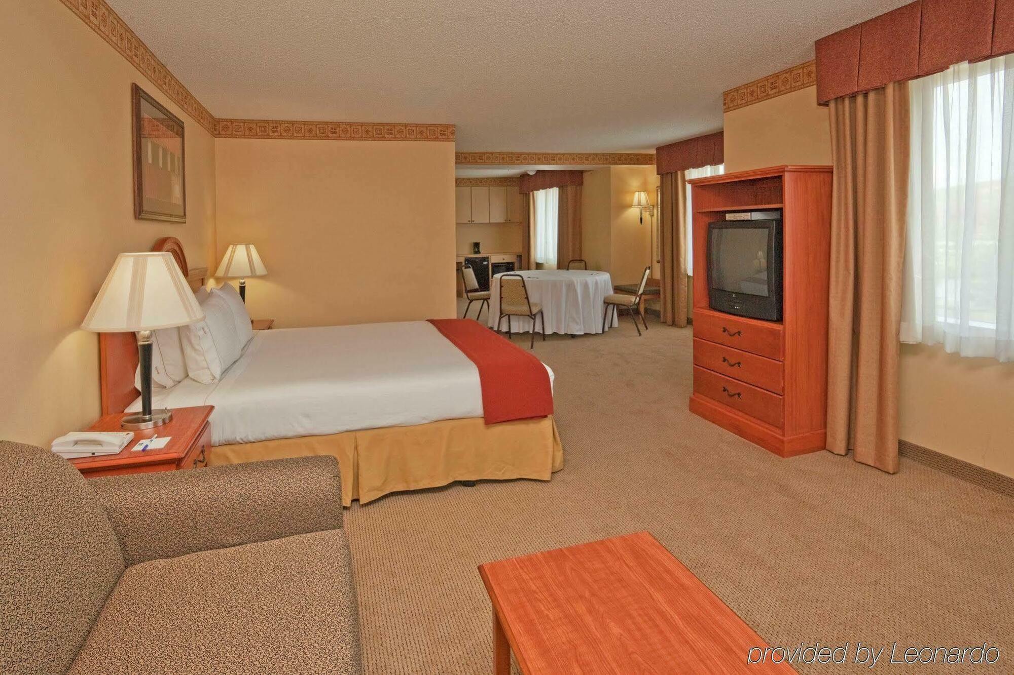 Holiday Inn Express Hotel & Suites Livermore, An Ihg Hotel Chambre photo