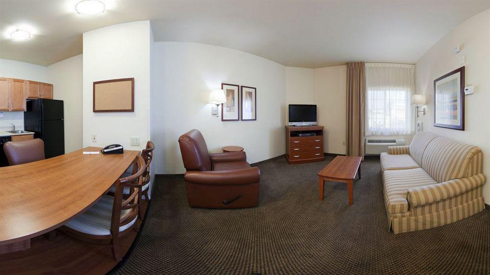 Candlewood Suites Springfield, An Ihg Hotel Extérieur photo