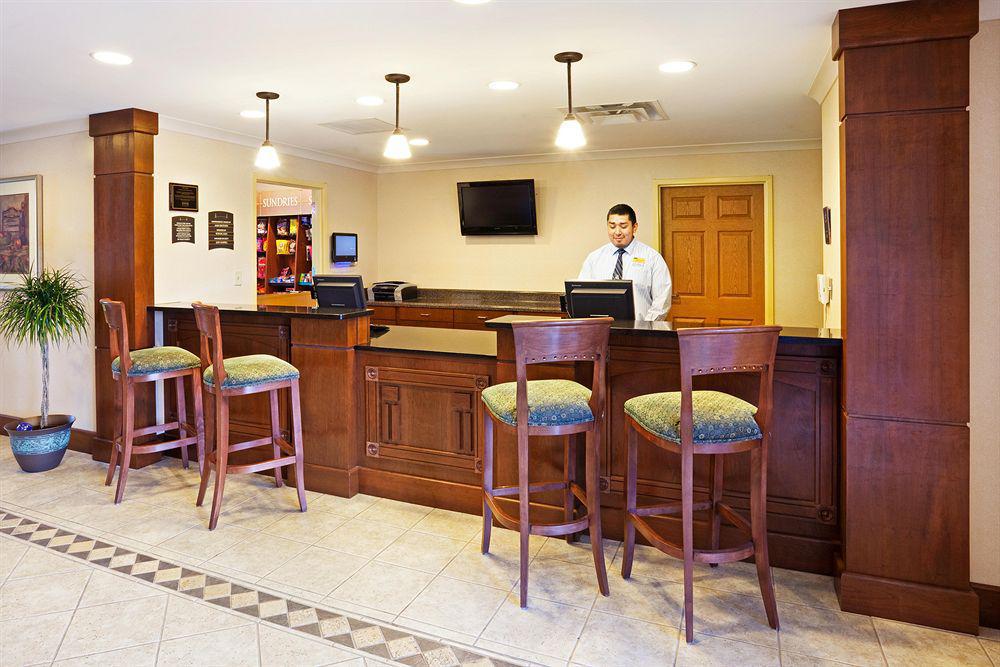 Staybridge Suites Chattanooga-Hamilton Place, An Ihg Hotel Restaurant photo