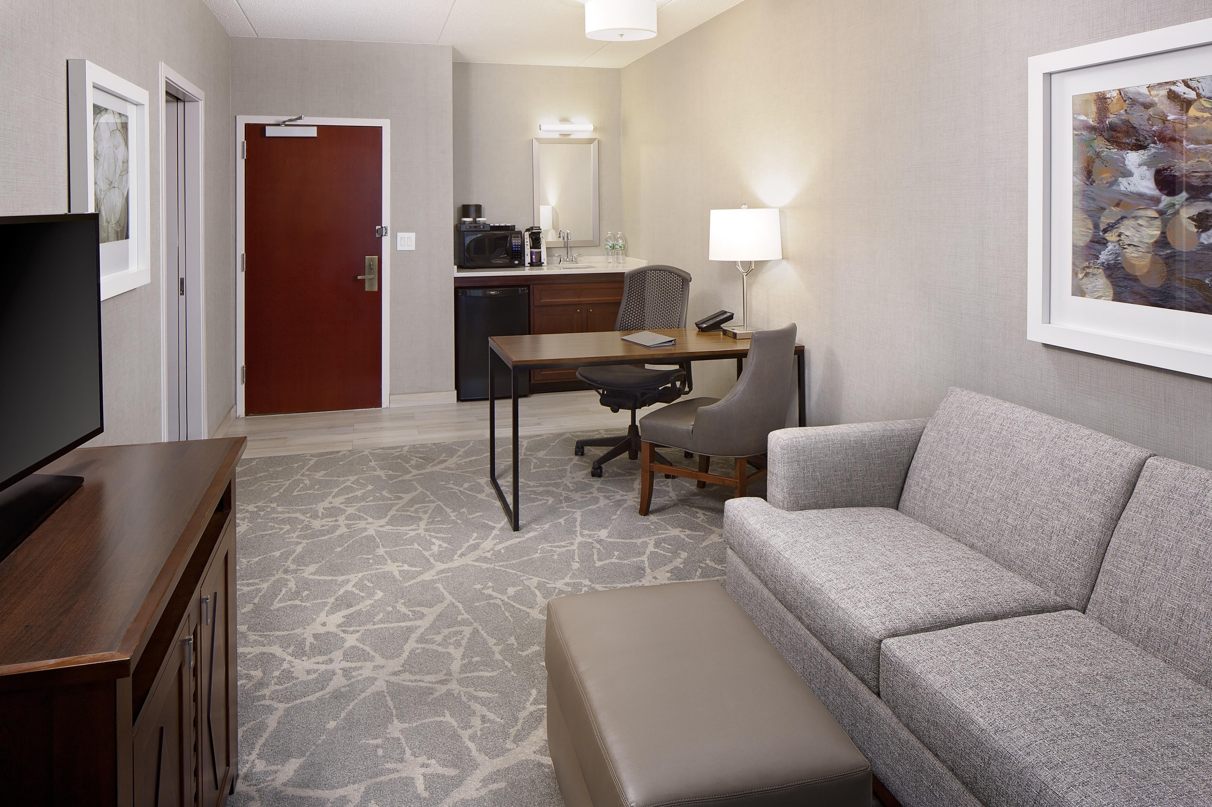 Embassy Suites By Hilton Boston Marlborough Extérieur photo