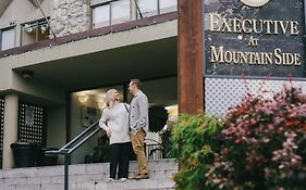 Mountain Side Hotel Whistler By Executive Exterior photo