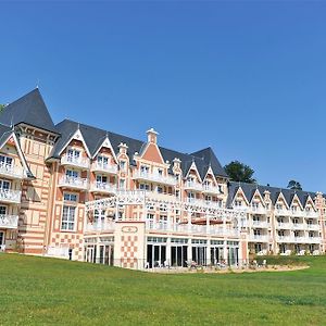B'O Resort & Spa Bagnoles de l'Orne Normandie Exterior photo