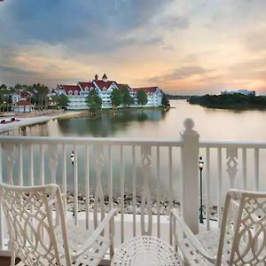 The Villas Grand Floridian Resort And Spa Lake Buena Vista Exterior photo