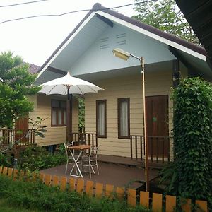Bansuan Inthanon Resort Chom Thong Exterior photo