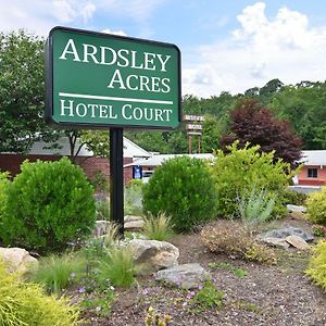 Ardsley Acres Hotel Court Exterior photo