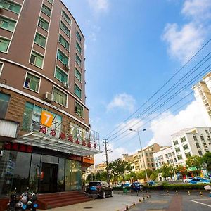 7 Days Inn Haikou East Train Station North And South Fruit Market Fengxiang Road Branch Exterior photo